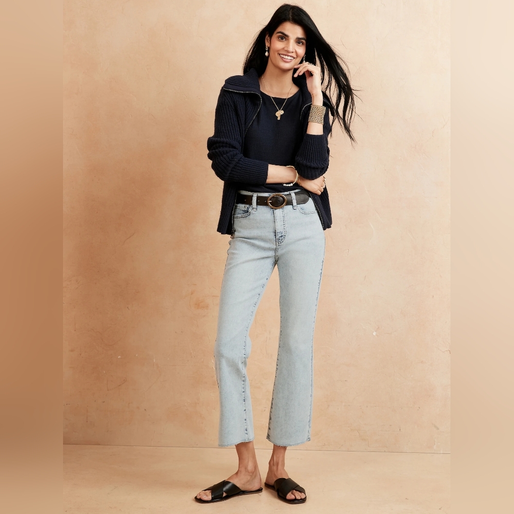 BANANA REPUBLIC High Rise Cropped Bootcut Jeans